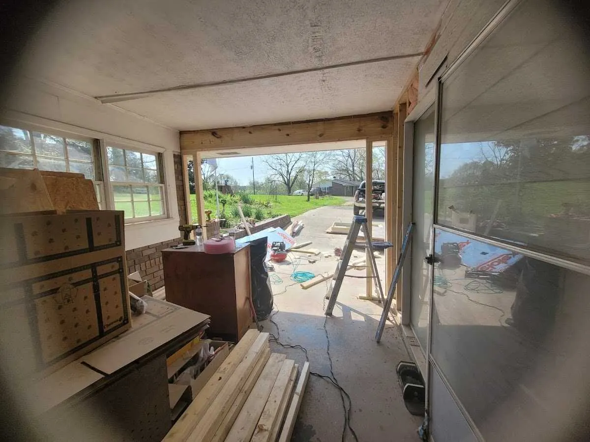 Air movers and dehumidifier for Drying & Dehumidification in Longswamp